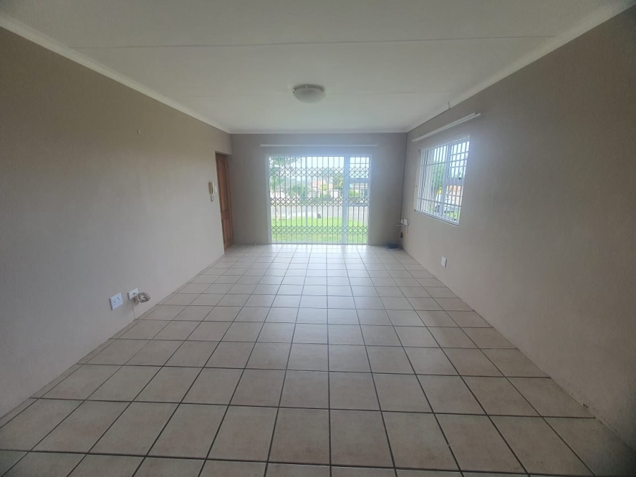 To Let 3 Bedroom Property for Rent in Cambridge West Eastern Cape